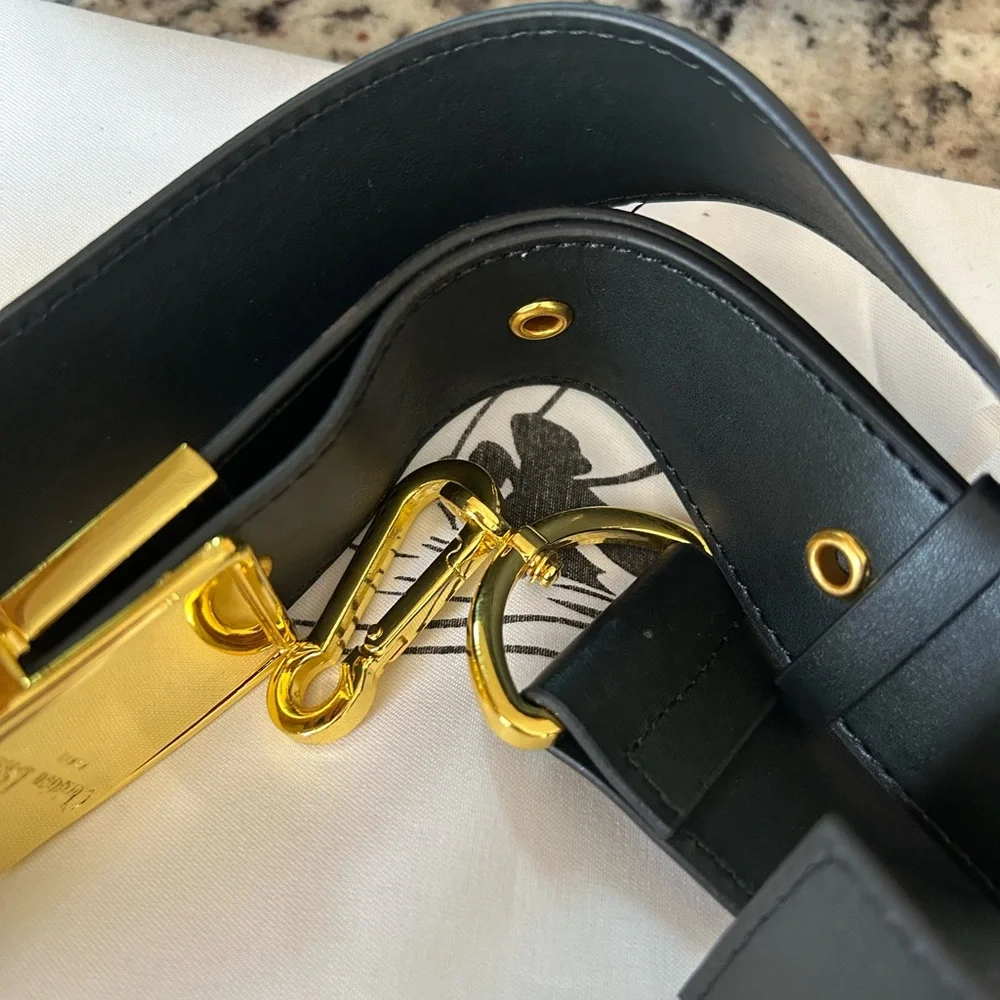Dior Black Wallet with Gold Hardware - Picture 12 of 12